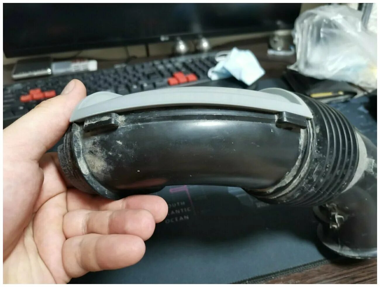 бак топливный для лодки sogliola. 2180-1109322 3д модель. крышка патрубка. крышка патрубка. крышка патрубка резонатора vesta 2180-1109322.