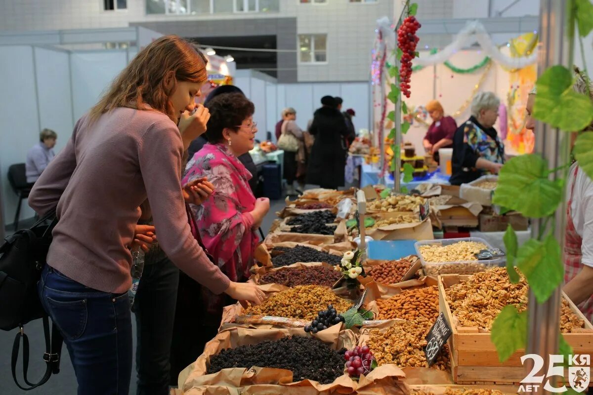 ярмарка на театральной площади. торпедо 800 ярмарка. где проходит ярмарка в красноярске. ярмарка на театральной площади красноярск. где проходит ярмарка в красноярске.