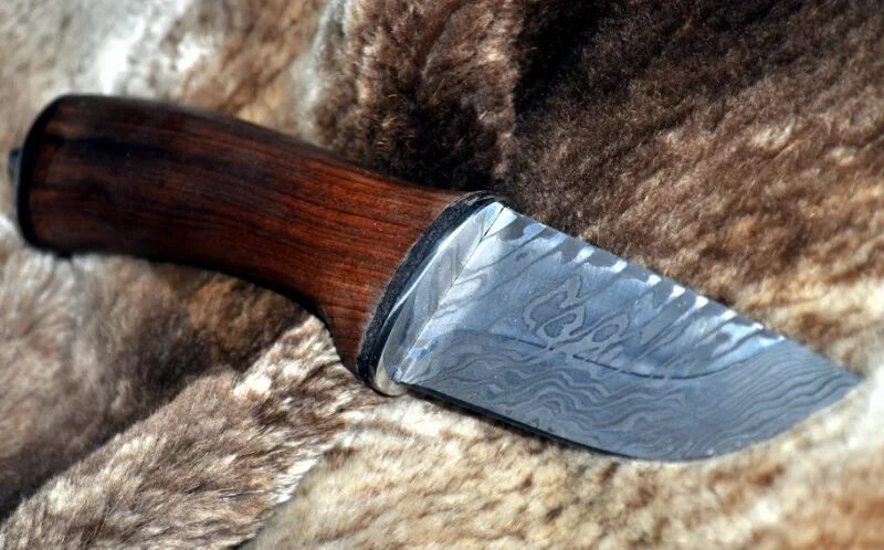 На ножах 20.03 2024. Нож охотничий разделочный шкуросъемный. Ножи шкуросъемные разделочные для охоты. Нож финский шкуросъемный-разделочный. Нож шкуросъемный из быстрореза.
