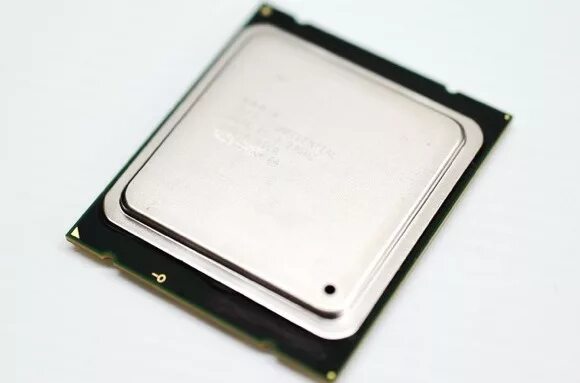 I7 3930k. Intel i7 3930k. Intel Xeon e5-1650 Sandy Bridge-e lga2011, 6 x 3200 МГЦ. Intel Core i7-3960x lga2011, 6 x 3300 МГЦ.