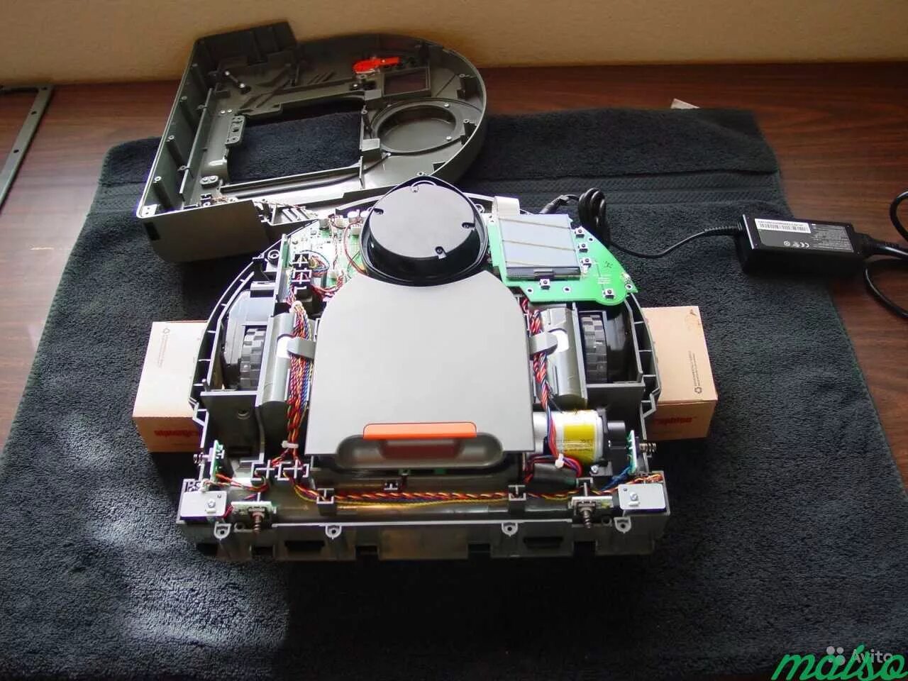Robot робот пылесос ремонт. Neato xv-11. разобранный робот пылесос. починил робот пылесос. самодельный робот пылесос.