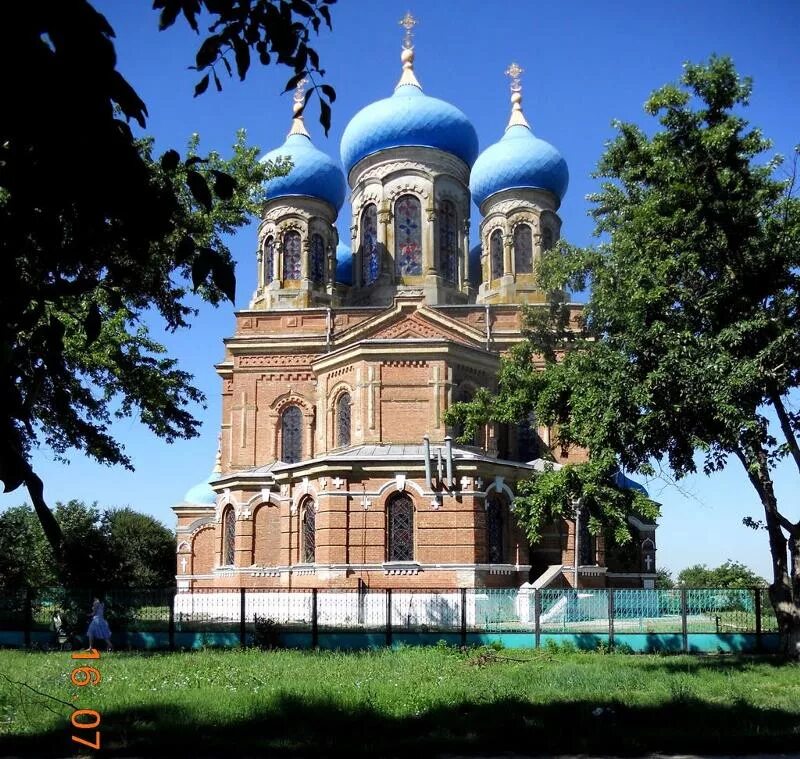 Погода ст владимирская лабинский район краснодарский край. Храм станица Воронежская Краснодарский край. Храм Рождества Богородицы станица Воронежская. Станица Воронежская Усть Лабинский район Краснодарский край Церковь. Храм Рождества Богородицы ст. Воронежской Усть Лабинского района.