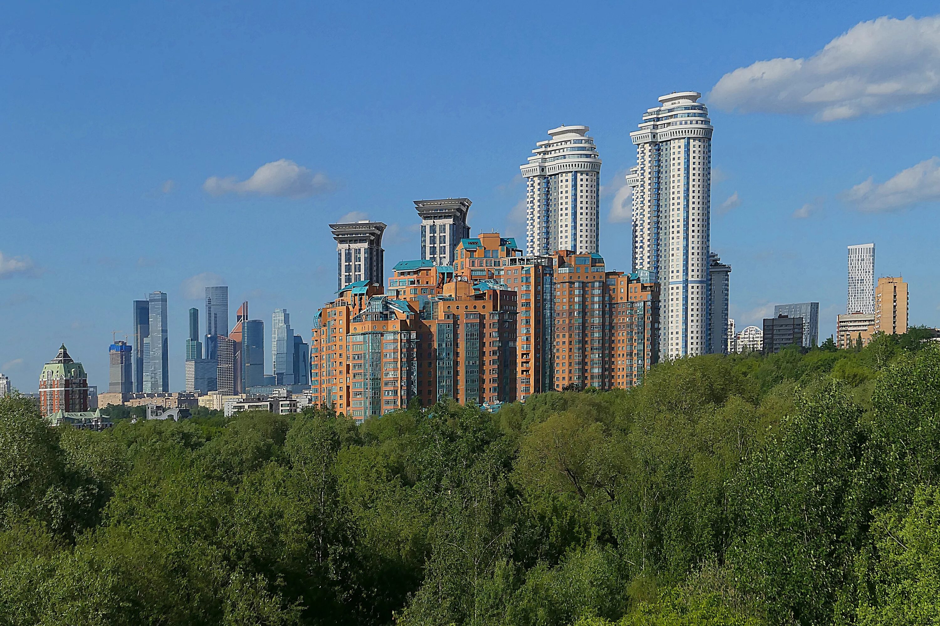 Район Раменки Мосфильм. Район Раменки Мосфильмовская улица. ЖК Мосфильмовская улица Раменки Москва. Мосфильмовская улица Москва высотки. Ул мосфильм