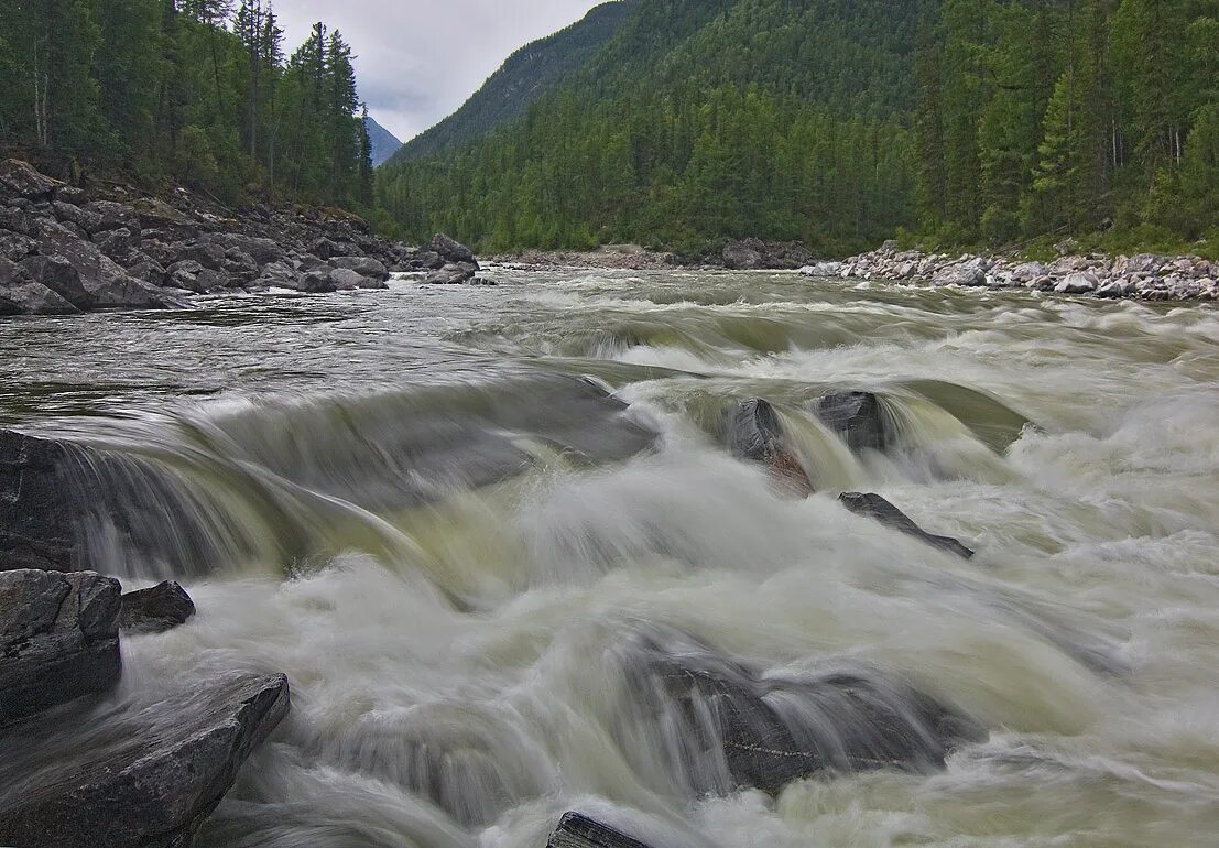 Порог на реке это. Река Казыр Красноярский край. Пороги реки Казыр. Река Кизир Красноярский край. Река Кизир.