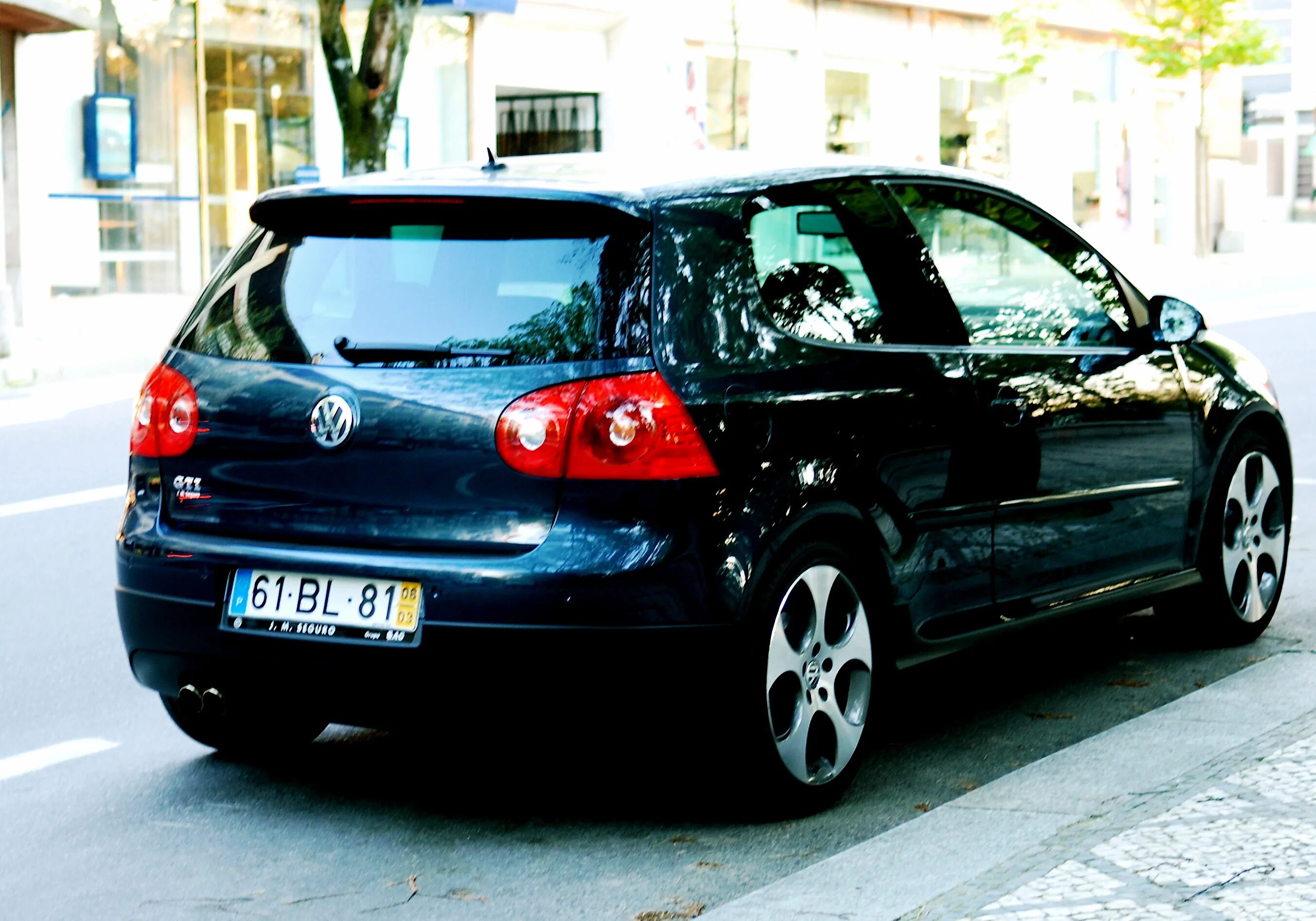 Гольф 2008 купить. VW Golf 5. Volkswagen гольф 5. Volkswagen Golf GTI 2008. Фольксваген гольф GTI 2008.