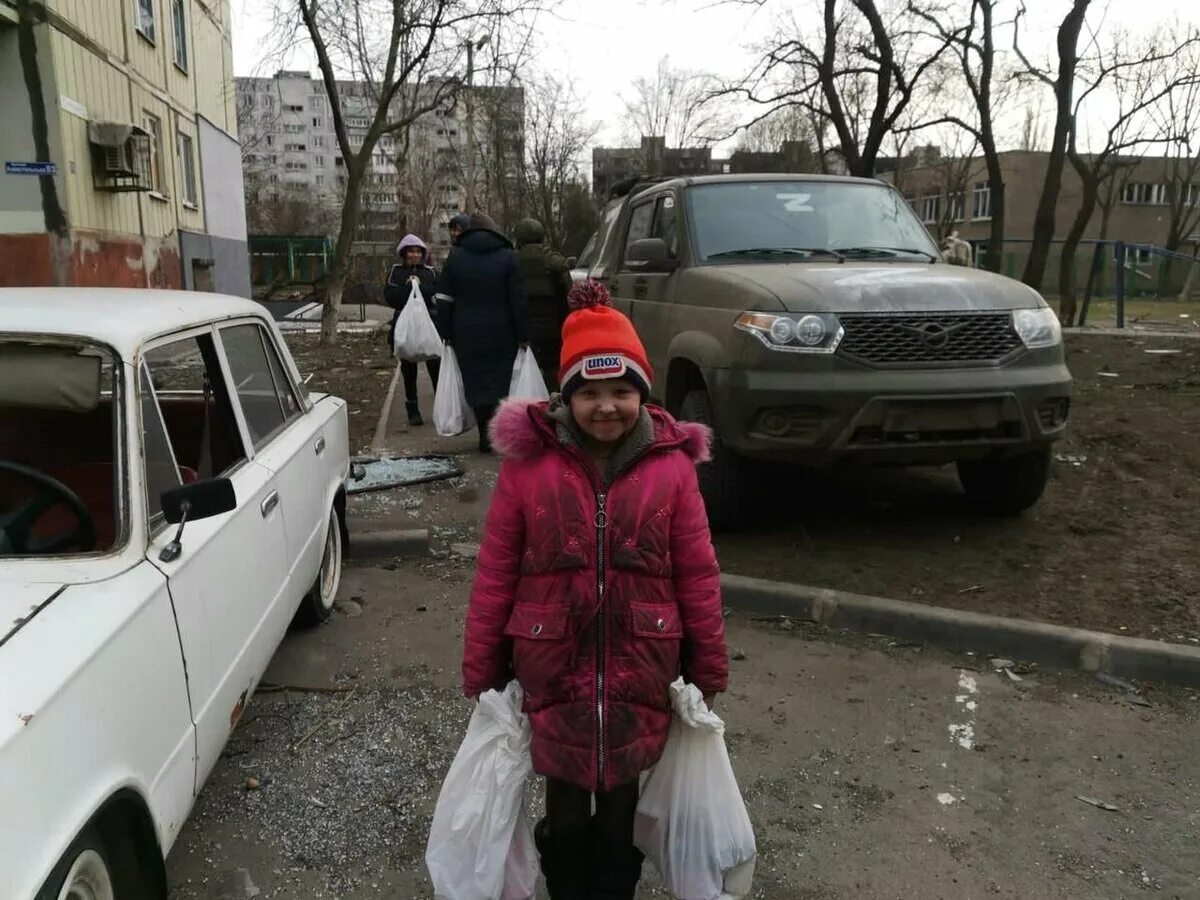 Мы выжили в мариуполе. Разбитая школа Мариуполя. Встреча детей из Мариуполя.