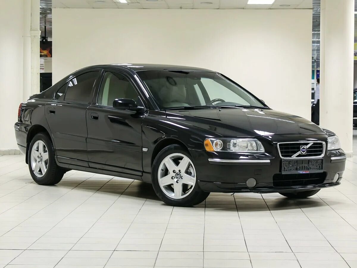 Купить бу вольво и области. Volvo s60 2007 2.5. Вольво с60 2007. Volvo s60 2007 черная. Вольво седан s60 черная.