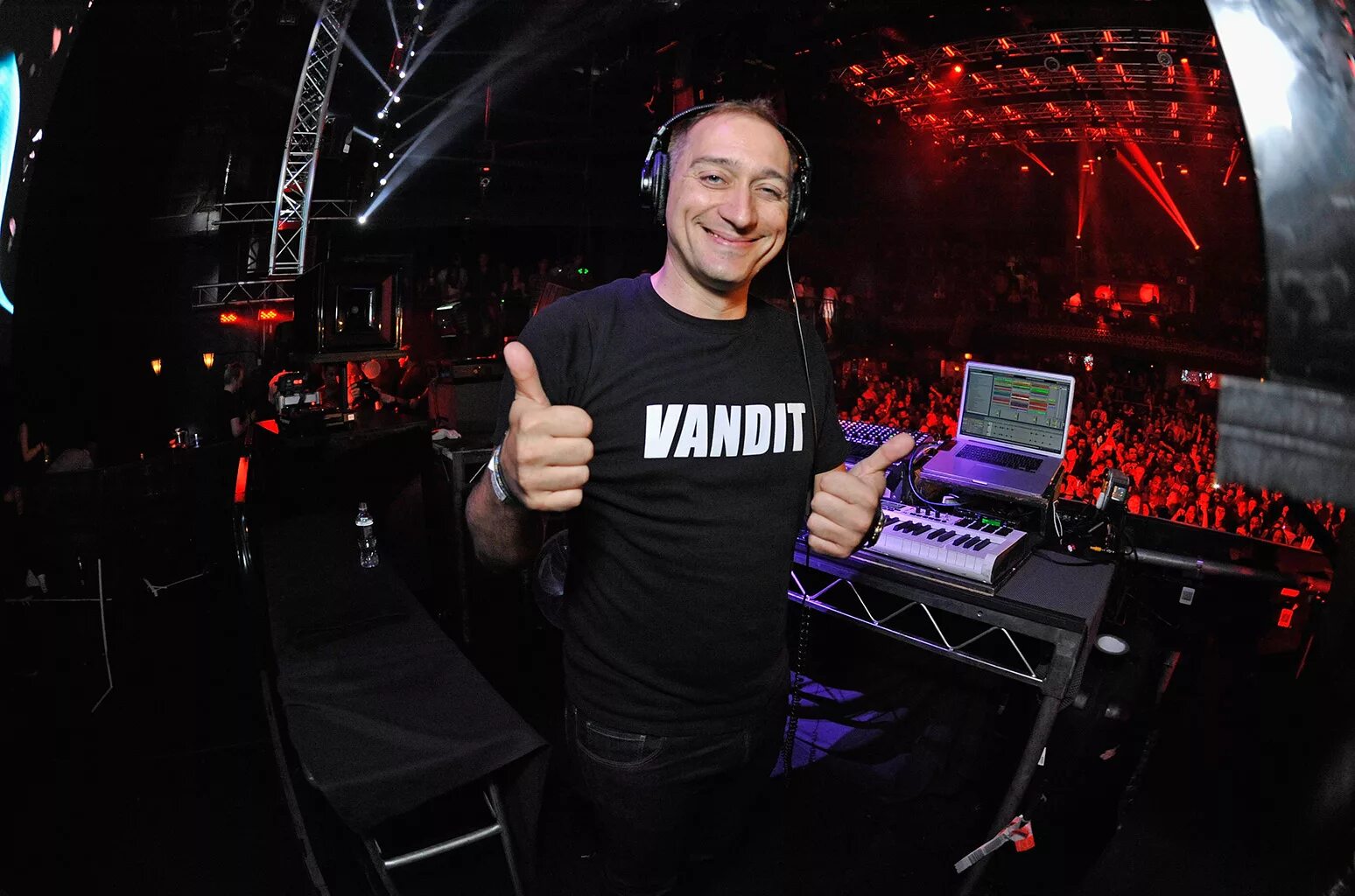 Paul van dyk 2023. Paul van dyk 2000. Paul van dyk. Paul van dyk. Слушать пол ван дайка.