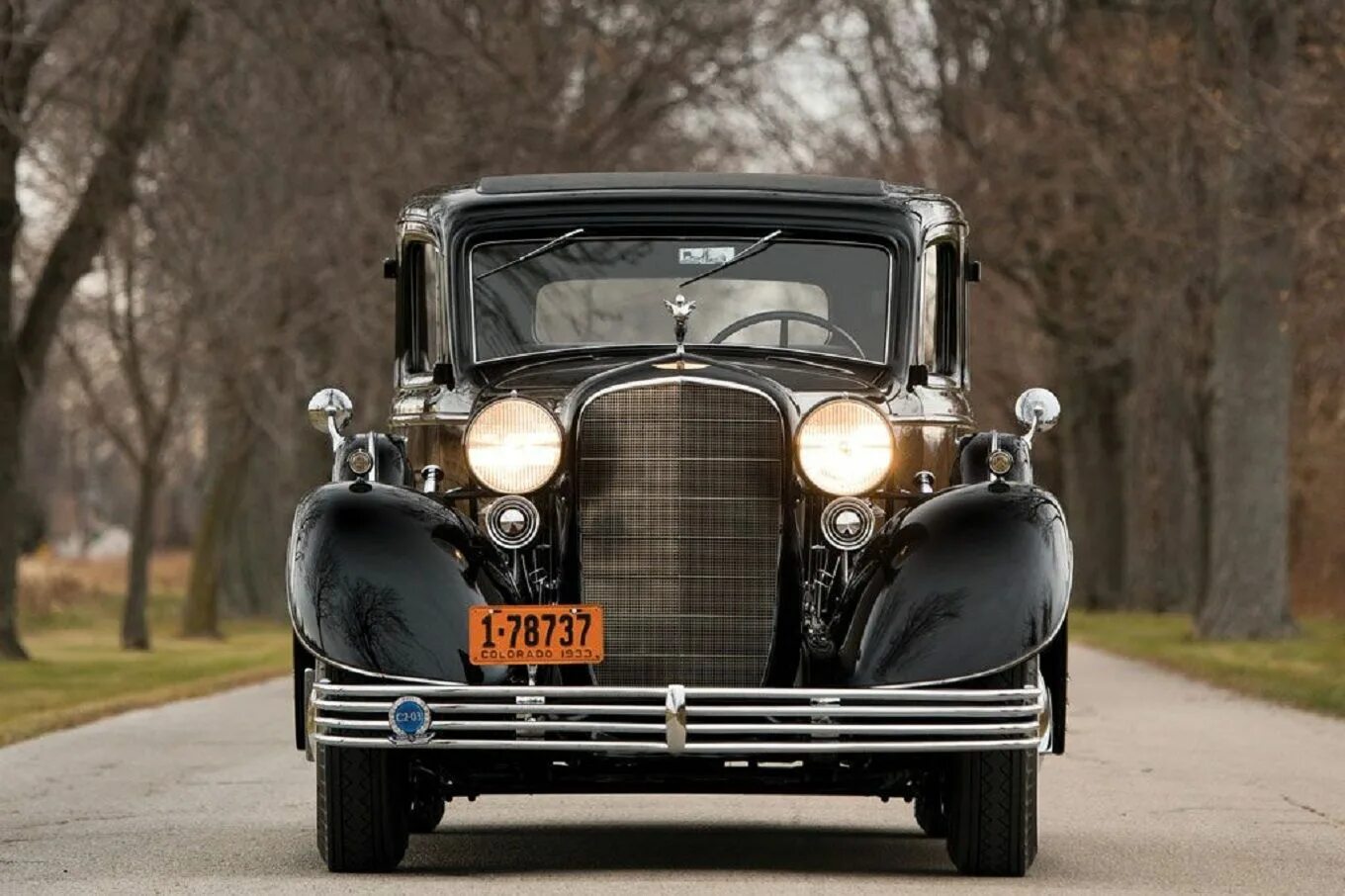 Best old cars. Cadillac v16 1933. Cadillac v16 452. Кадиллак 1930-х. Cadillac v16 452-c 1933.