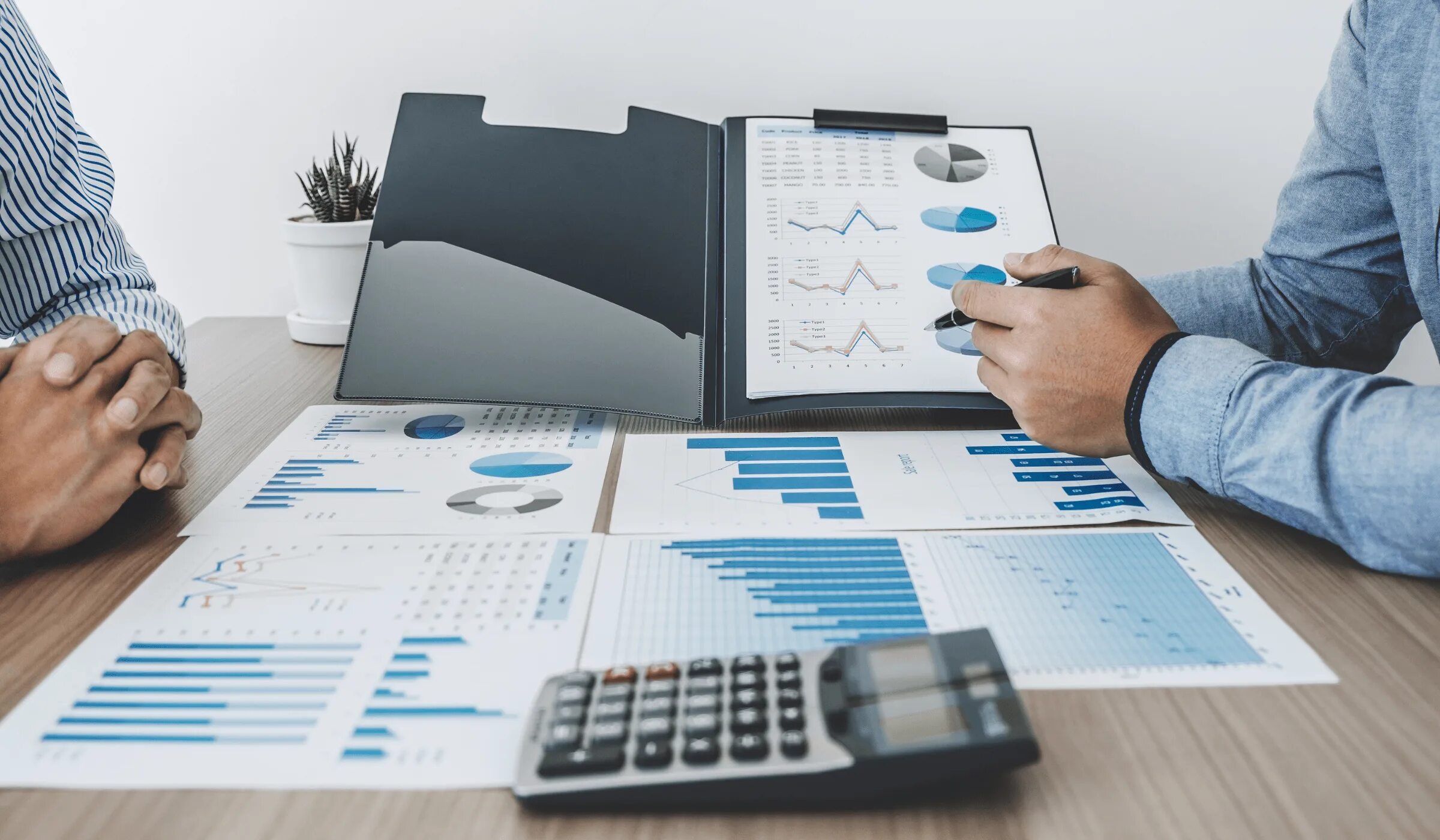 Менеджер финансового отдела. Финансовый менеджмент картинки. финансы в менеджменте это. финансы менеджер. финансовый менеджмент для финансистов.