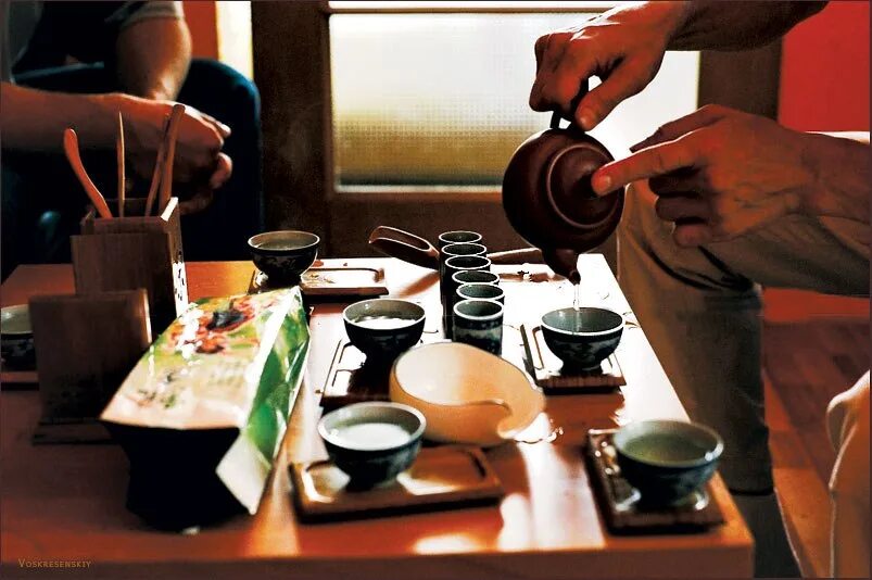 Суть чайной церемонии. Китайская чайная церемония гунфу ча. Чайная церемония гунфу ча. Чайные традиции Китая гунфу ча. Чайные традиции Японии.