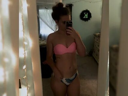 Mann empört mit Meinung zu Bikini-Selfie seiner Freundin 