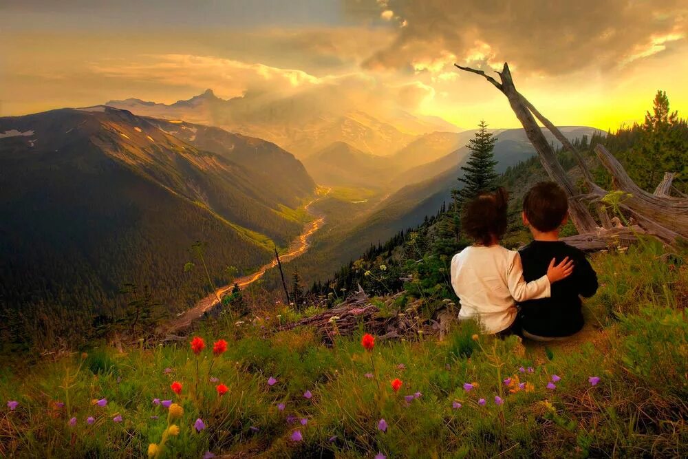 Пейзаж с людьми. Созерцание природы. Красивые пейзажи с людьми. Романтика в горах. Любовь к природе это чувство