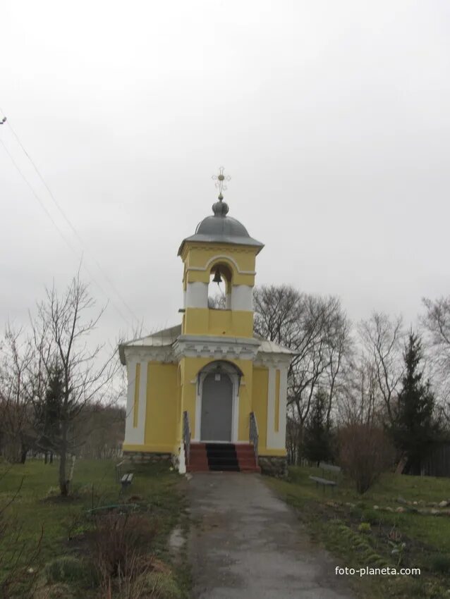 Савино новгородская область. Савво-Вишерский монастырь. Савво-Вишерский монастырь деревня Савино. Савво-Вишерский монастырь Великий Новгород. Церковь прп. Саввы Вишерского Савино.