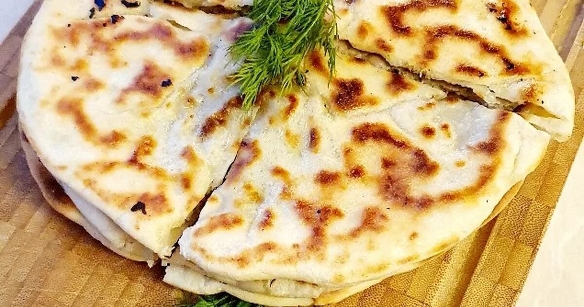 хычины слоеные. хычин с мясом пошаговый. карачаевские хычины с мясом. хычины с мясом рецепт. хычины на кавказе.