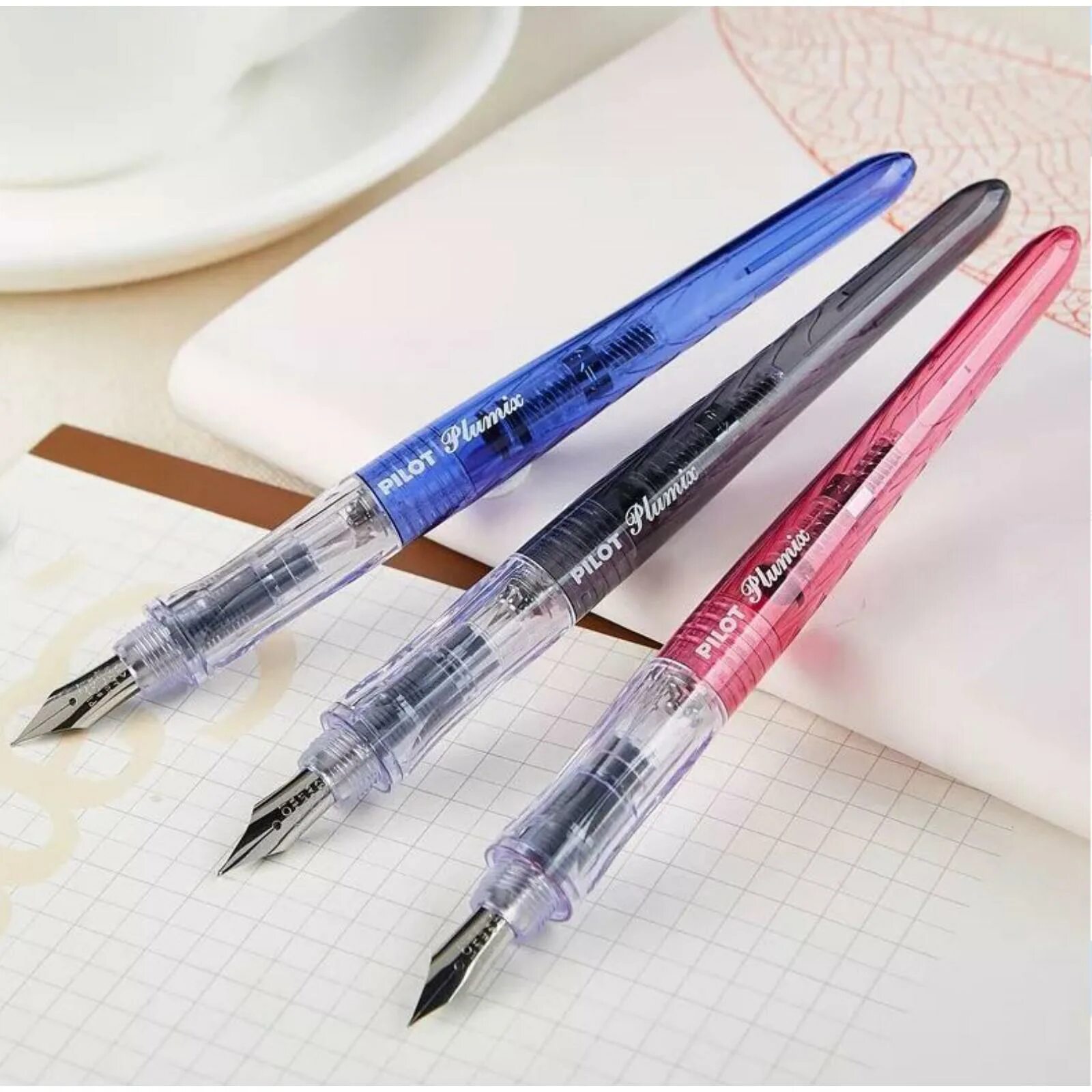 Pilot plumix neon. Pilot plumix neon