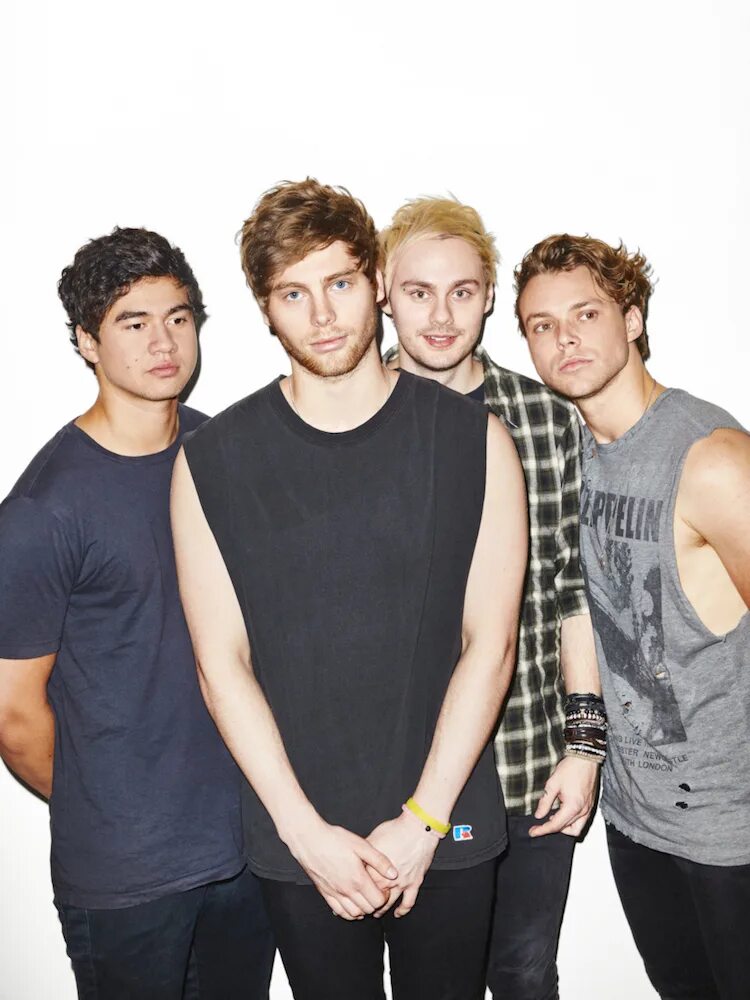 Seconds of summer. 5 seconds of summer. группа 5sos. группа 5 seconds of summer 2025. 5 секондс оф саммер группа.