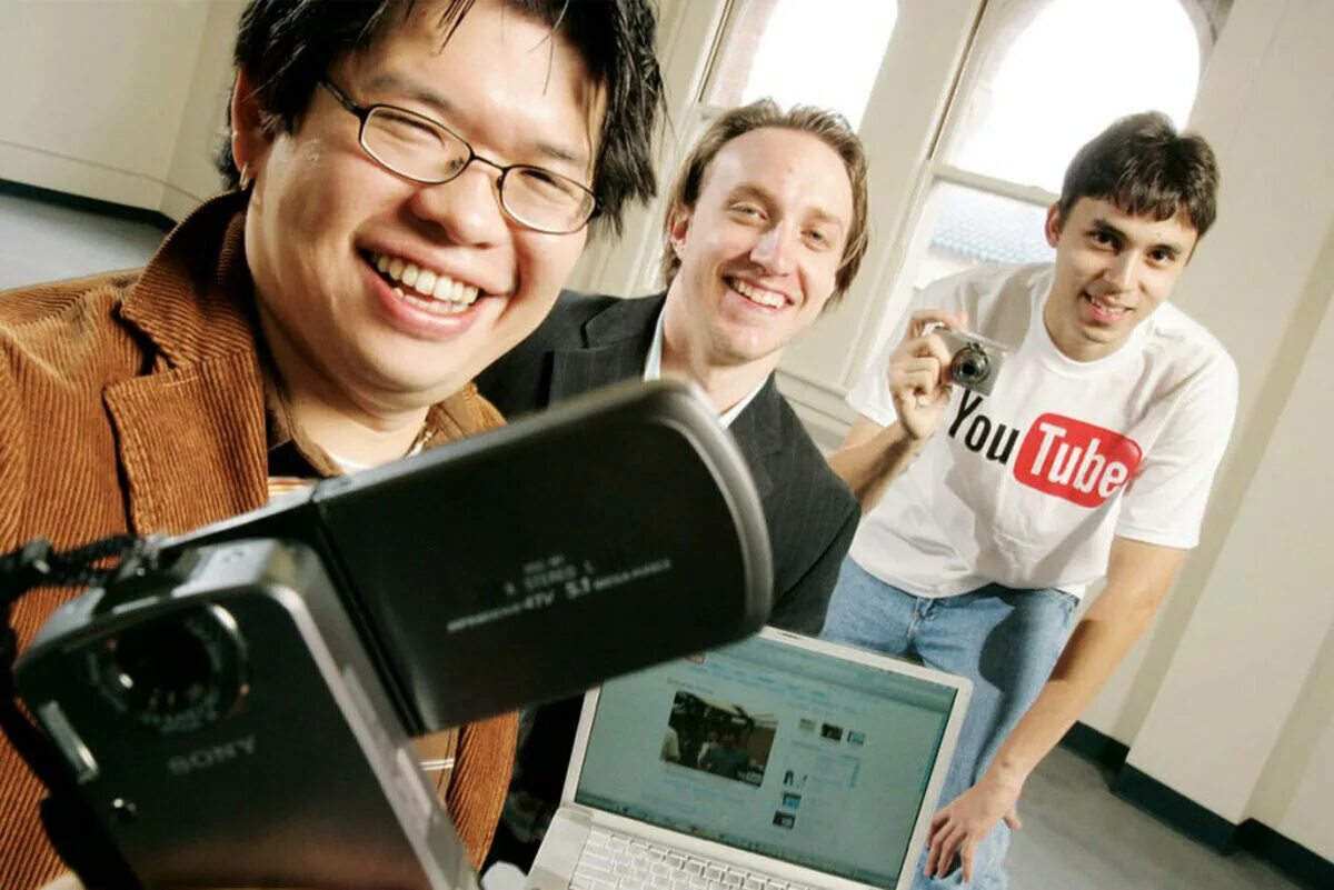 Борис александров предприниматель. Чад мередит херли. Создатель ю. Чен, стив (компьютерный инженер). Александров борис юрьевич.