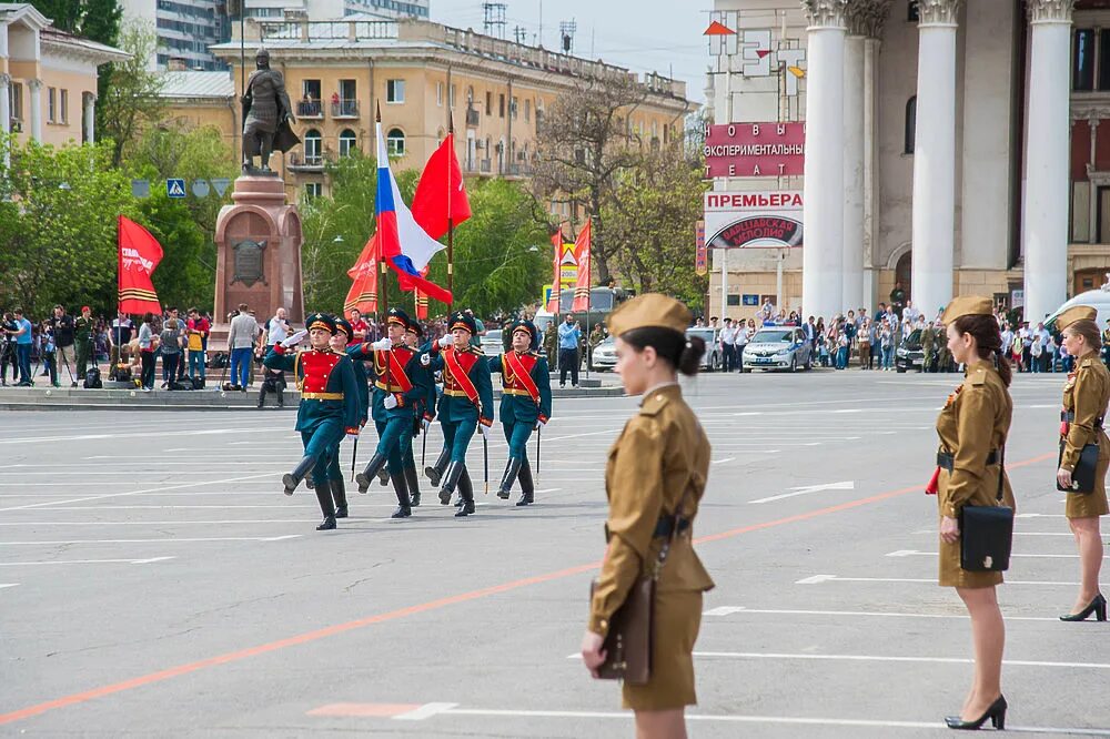 Парад 9 мая волгоград. Парад Победы 2019 Волгоград. Парад Победы 2021 в Волгограде. Парада Победы на 9 мая в Волгограде. Парад Победы 2017 год Волгоград.