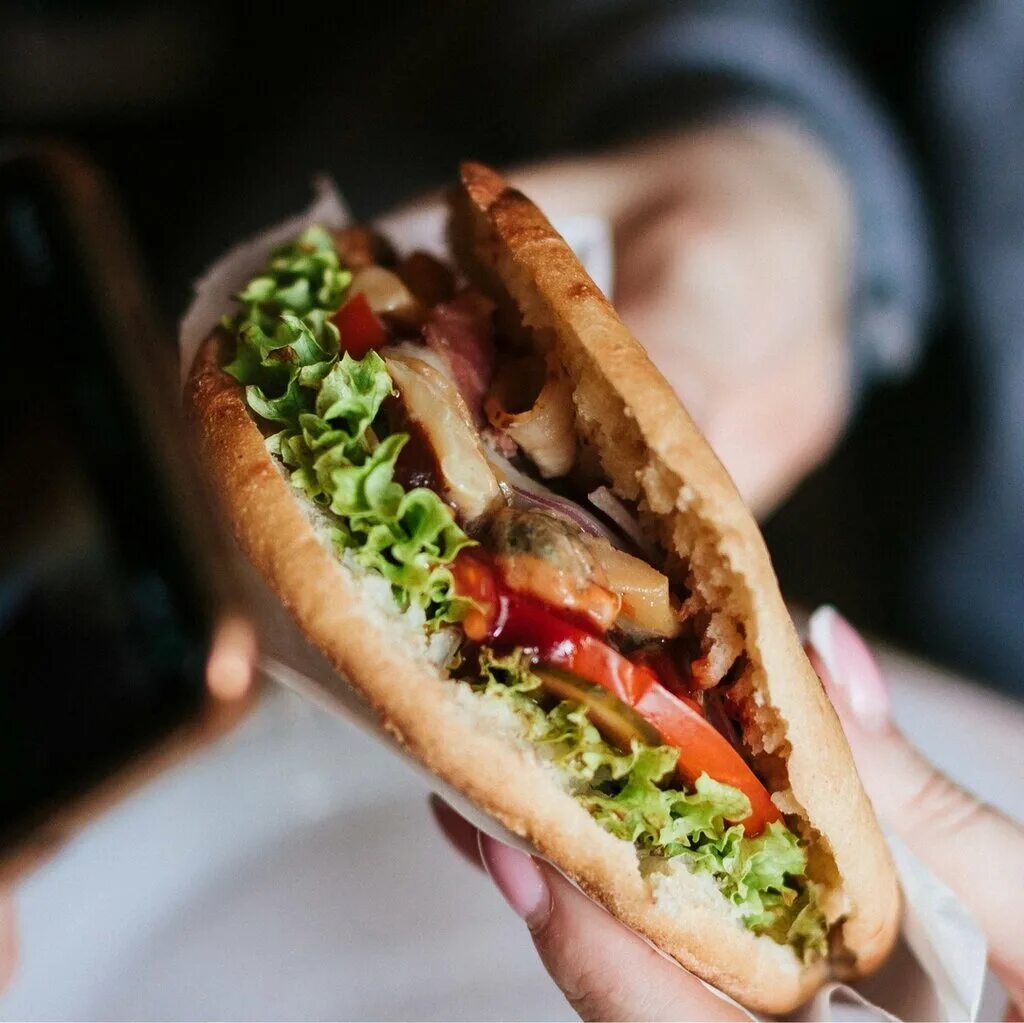 Лоло бистро сочи. Рапанас сочи. Бистро сочи. Кафе фестиваль краснодар. Miramar сочи ресторан.