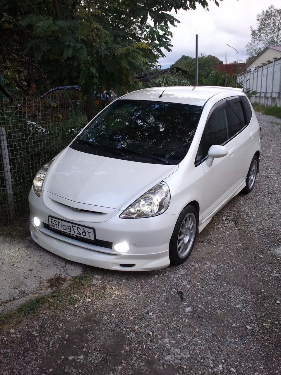 Honda Fit 2005. Хонда фит 2002. Хонда фит 2005. Хонда фит 2005 1.5.