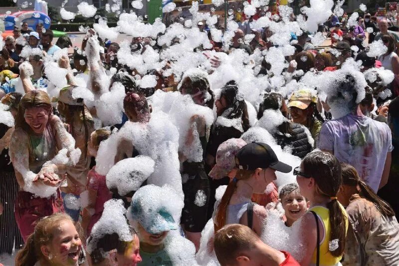 праздник прошел запоминающееся. день молодежи дедовск. праздник прошел запоминающееся. корпус миит из миит после ремониа. выпускной рут миит.