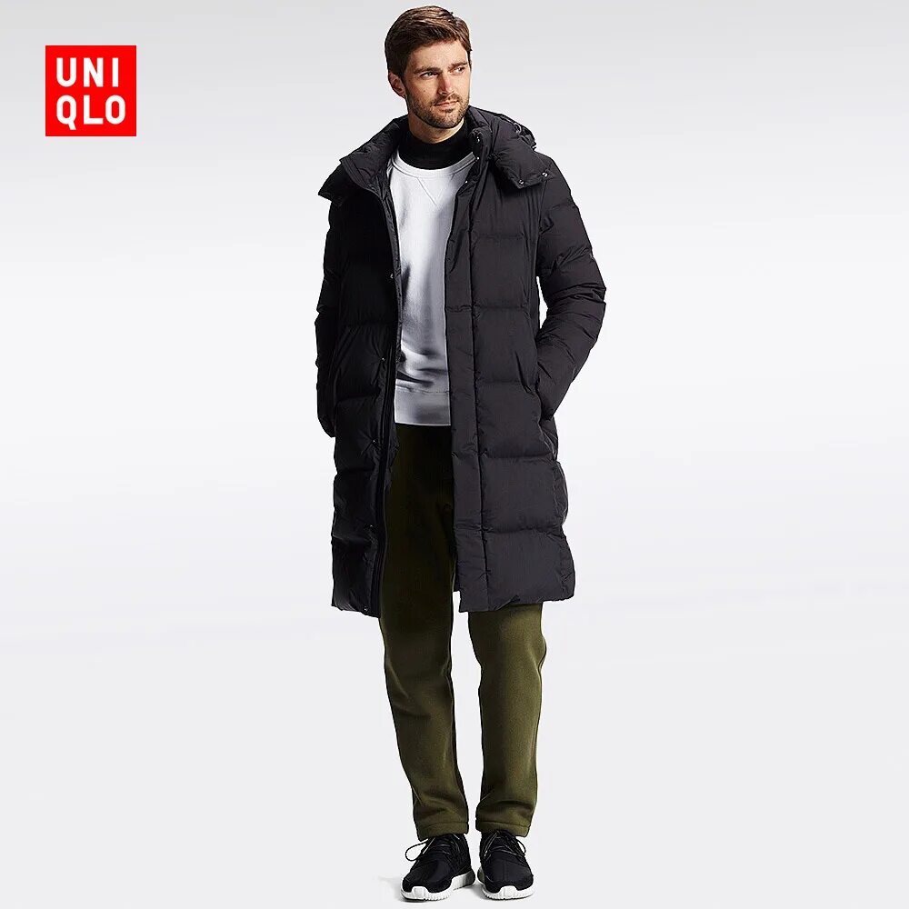 Длинная мужская зимняя. Мужское пуховое пальто Uniqlo. Uniqlo пуховик мужской удлиненный 2020. Uniqlo бесшовное пуховое пальто мужское. Юникло пуховое пальто мужское.