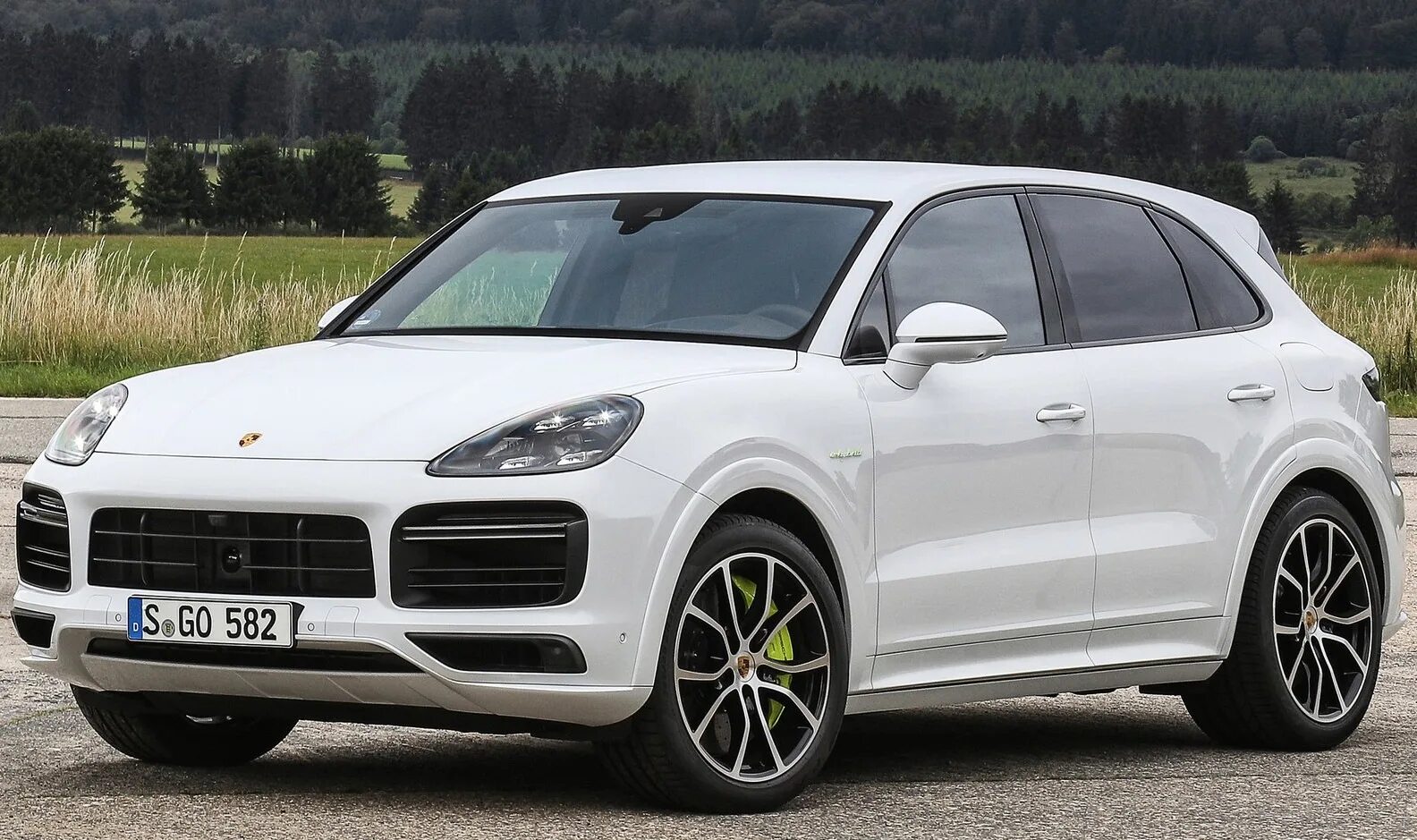 Porsche Cayenne Turbo s e-Hybrid. Porsche Cayenne Turbo s. Porsche Cayenne Turbo s 2020. Порше Кайен турбо s 2020. Cayenne e hybrid