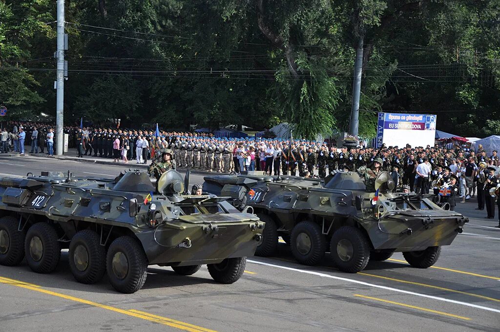 Армия приднестровья численность. БТР 80 ПМР. Армия ПМР БТР. БТР 70 армии ПМР. БТР 60 Приднестровье.