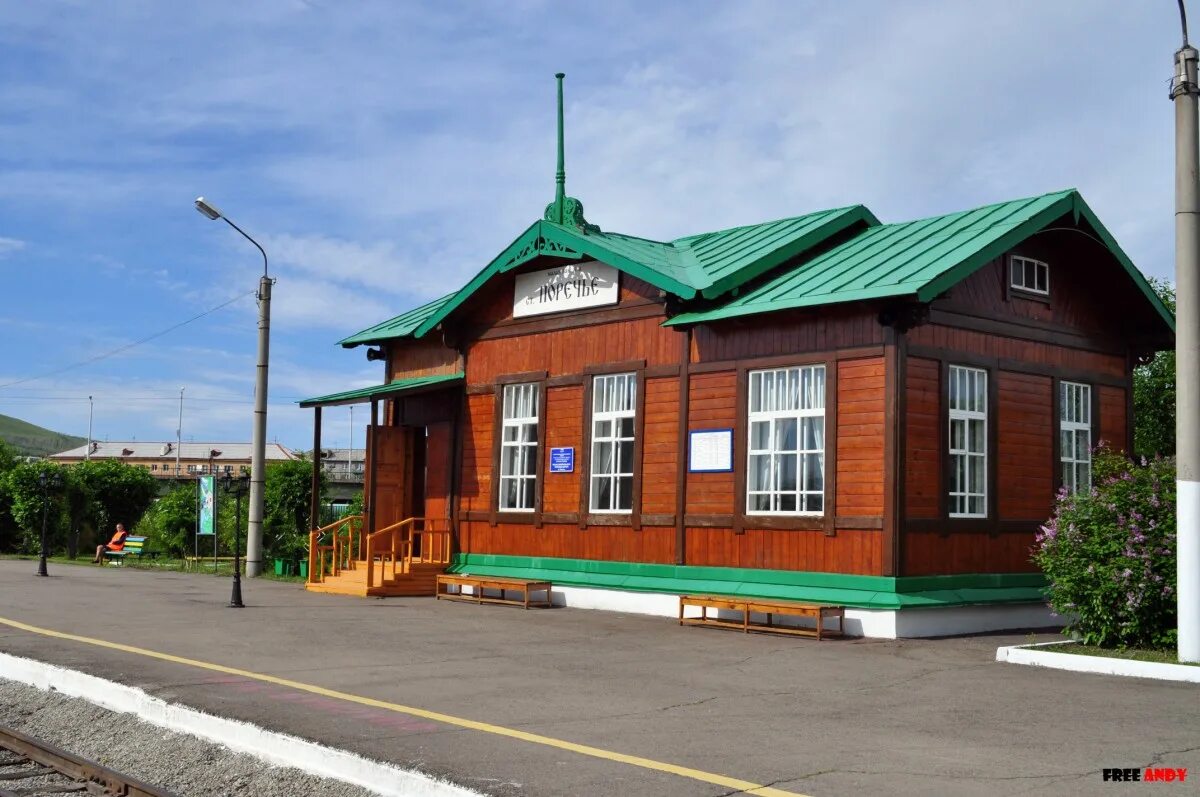 Железнодорожной станции сады