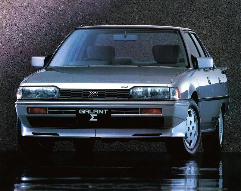 Mitsubishi galant поколения. Mitsubishi Galant 1983. Мицубиси Галант 1983. Mitsubishi Galant 4 поколение. Митсубиси Галант 5.