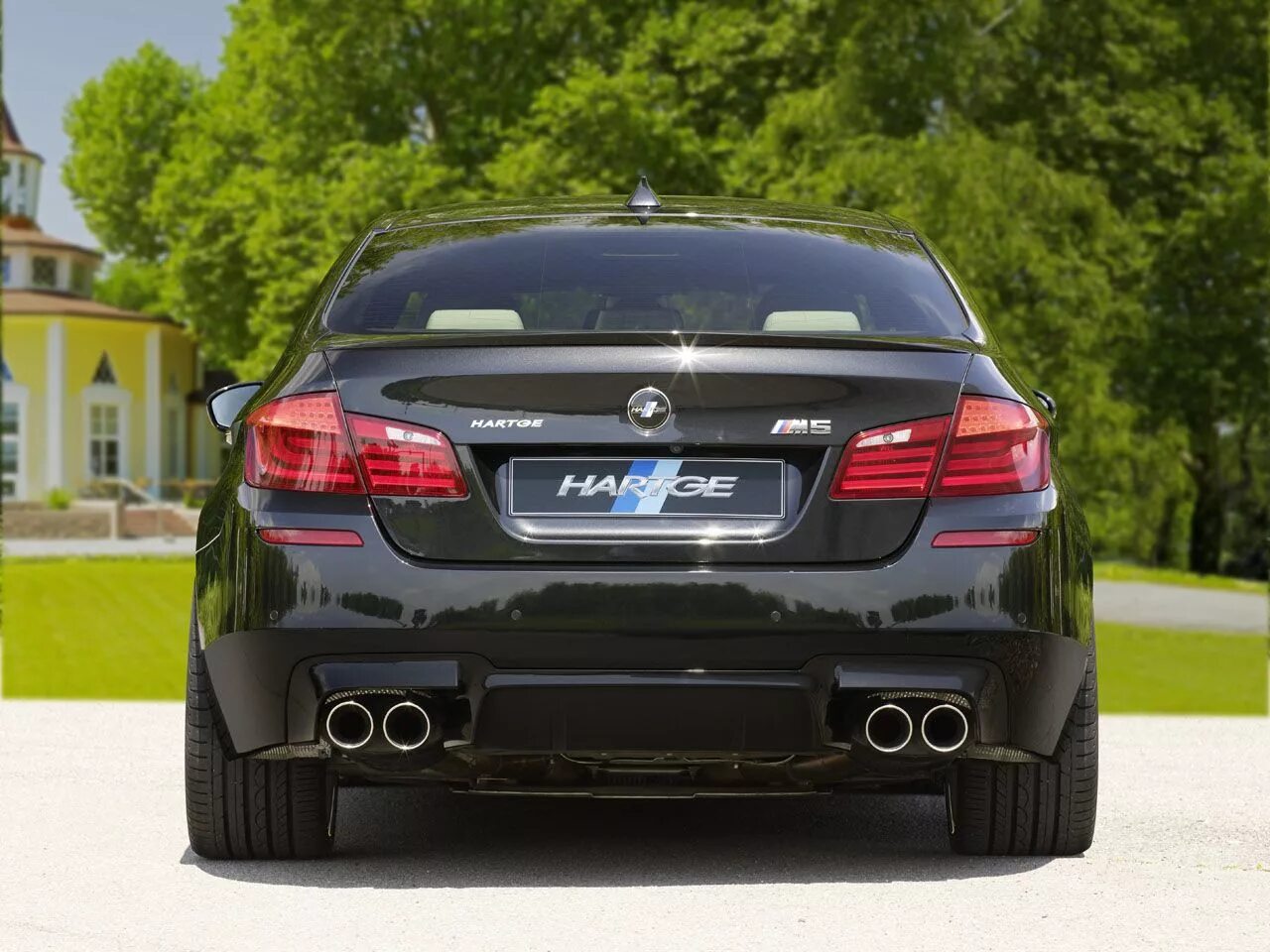Бмв ф 10 м. Bmw m5 f10 зад. бмв f10 м. bmw m5 f10 hartge. bmw m5 f10 2012.