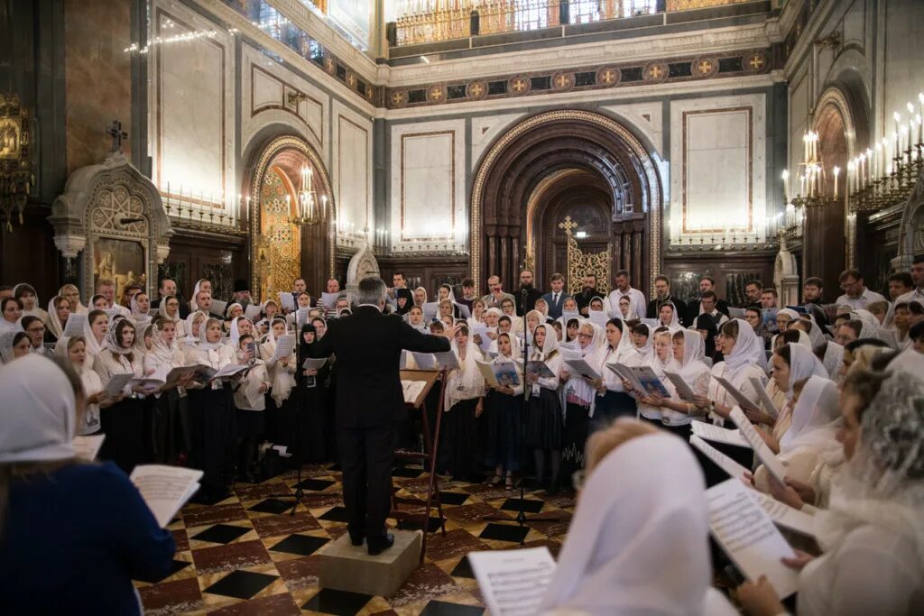 Регент певчие. Клирос в православном храме. Клирос хор православные. Церковный хор успенского собора тула. Хор покровского кафедрального собора барнаул.