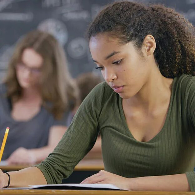 Фото fail the Exam. Examination. Writing Exam. Uzbek students Learning. Entering exams