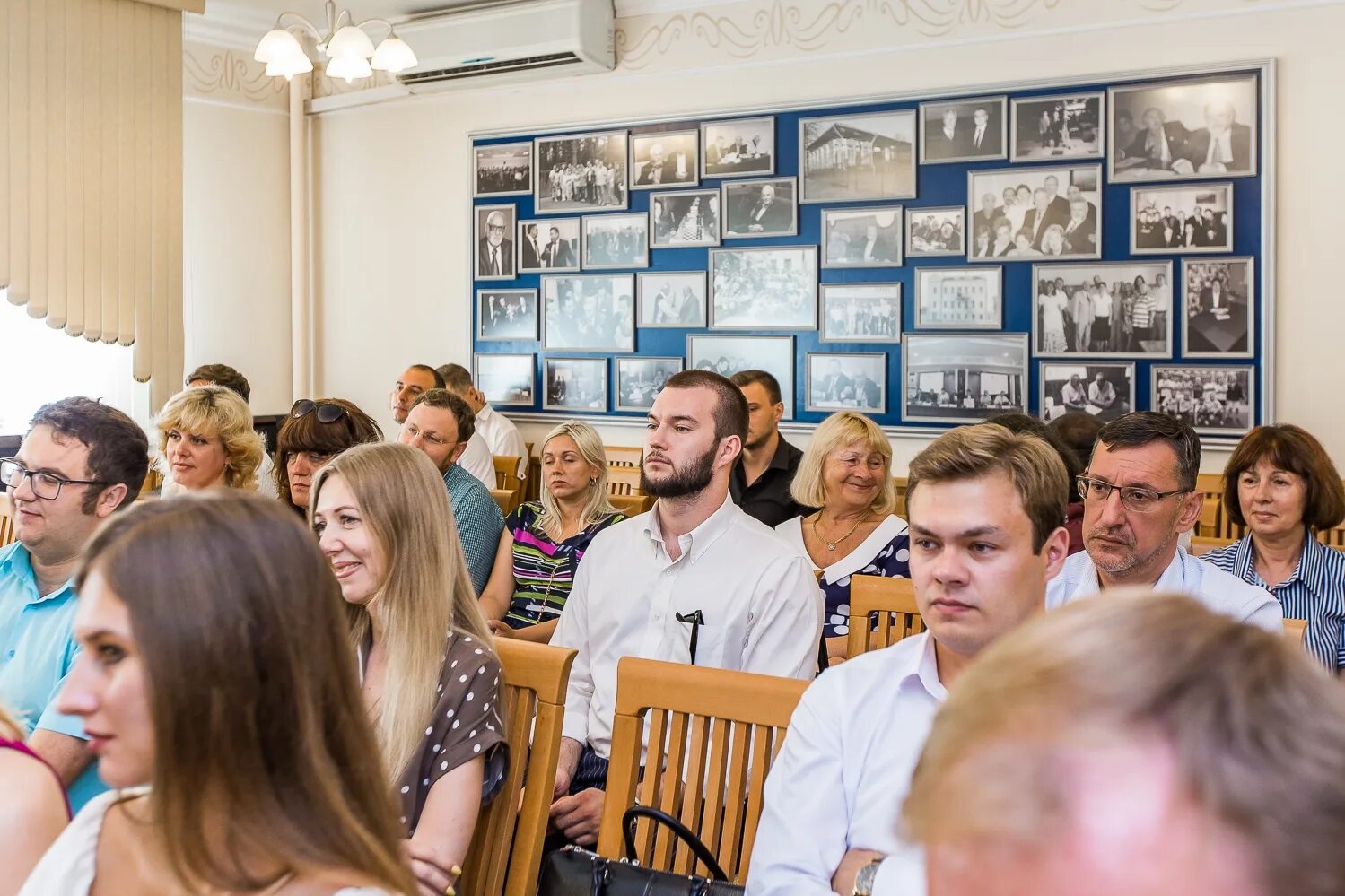 Воронежские адвокаты женщины. Мфк адвокатская палата яо. Адвокат баулин воронеж. Коллегия адвокатов воронеж. Коллегия адвокатов воронеж.