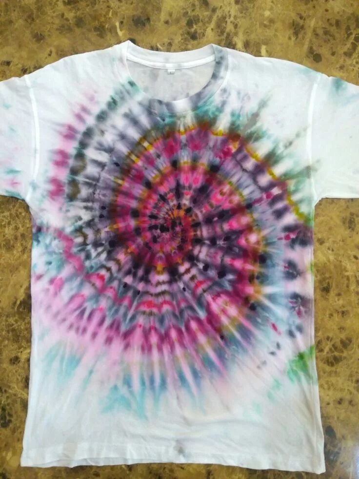 Тай дай проект по технологии How to host tie-dye party supplies needed Окрашивание ткани, Батик, Яркие узоры