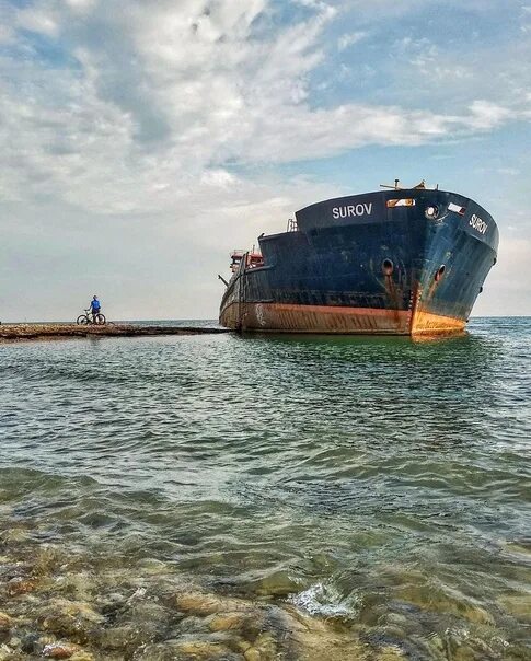 Сухогруз в витязево. Surov сухогруз тамань. корабль surov. сухогруз суворов тамань. корабль суров тамань.