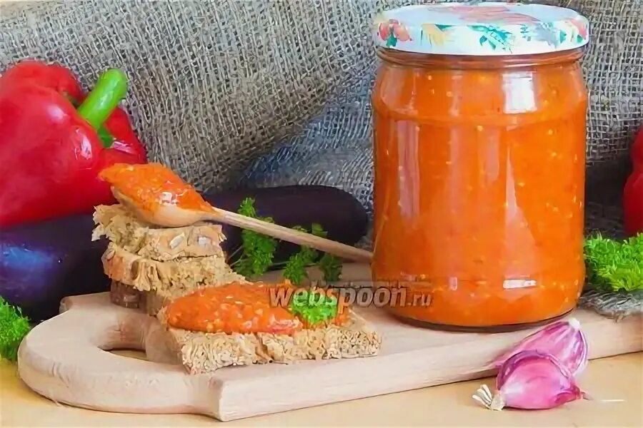 Айвар с баклажанами рецепт на зиму. Балканская кухня айвар. салат айвар. айвар ингредиенты. салат айвар на зиму рецепт.