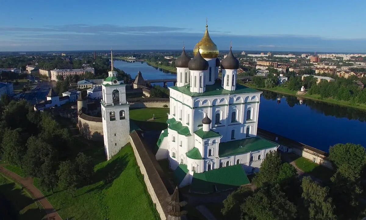 Псков свято троицкий. Храм Святой Троицы Псков.