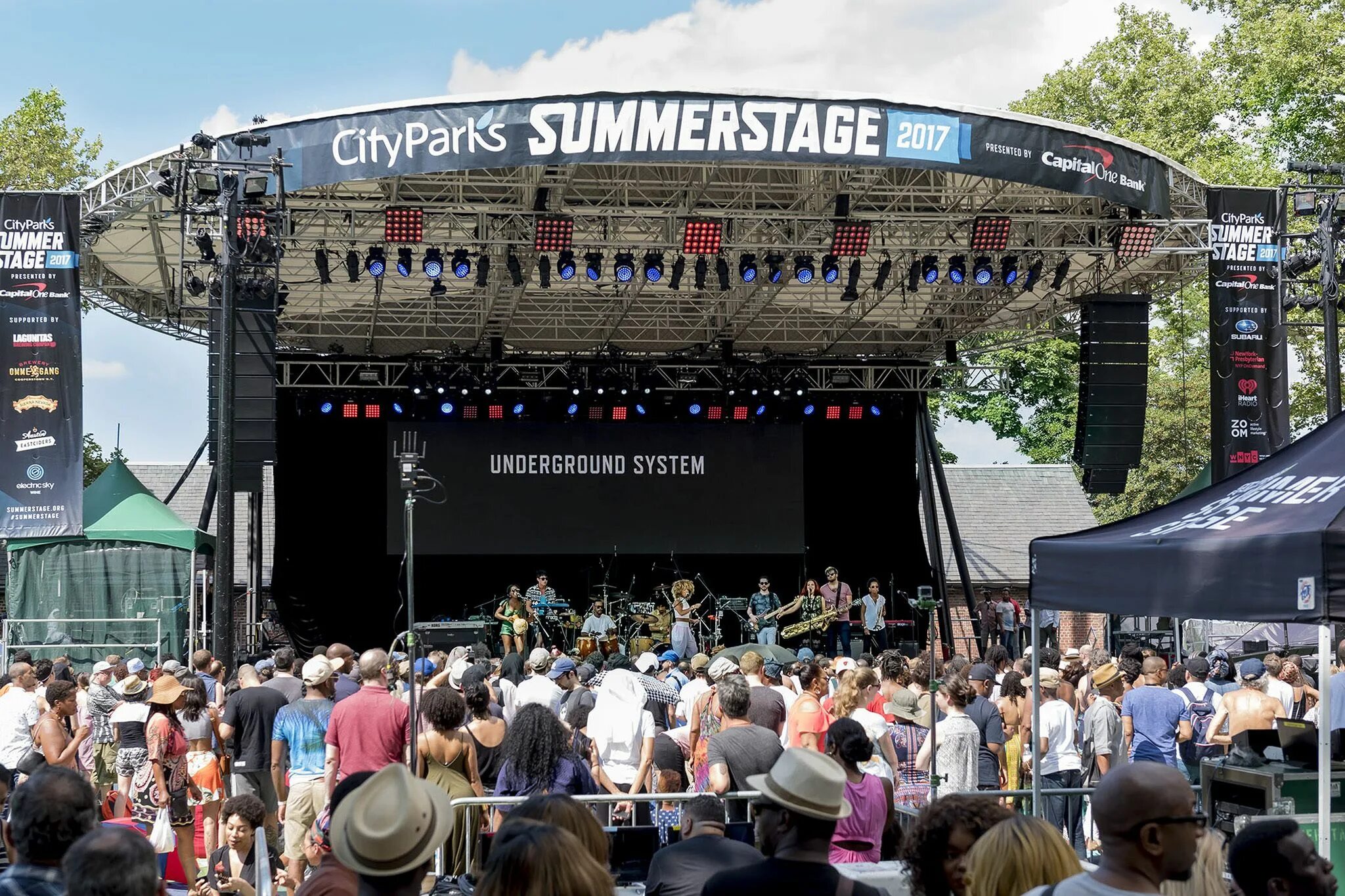 33. Саммер стейдж летняя площадка. Концертный зал summer stage. Концертная площадка. Summer stage москва.