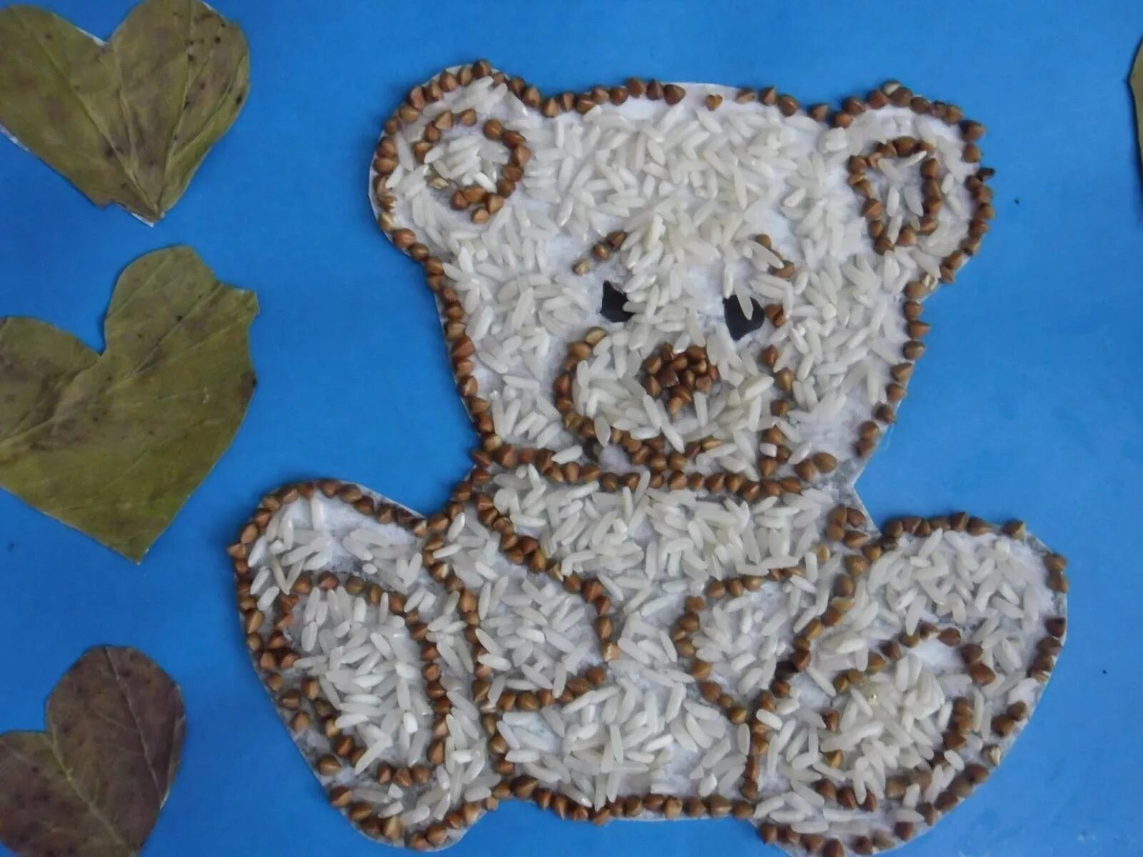 поделка мишка. поделка. поделки из бумаги гармошкой. детские поделки медведи. медведь из ватных дисков.