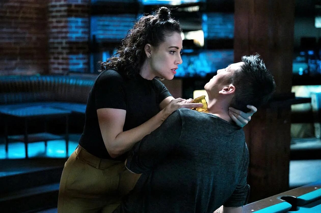 волшебники (2016) (the magicians). сериал волшебники лев гроссман. волшебники субтитры. волшебники сериал элиот и марго. волшебники (2016) (the magicians).