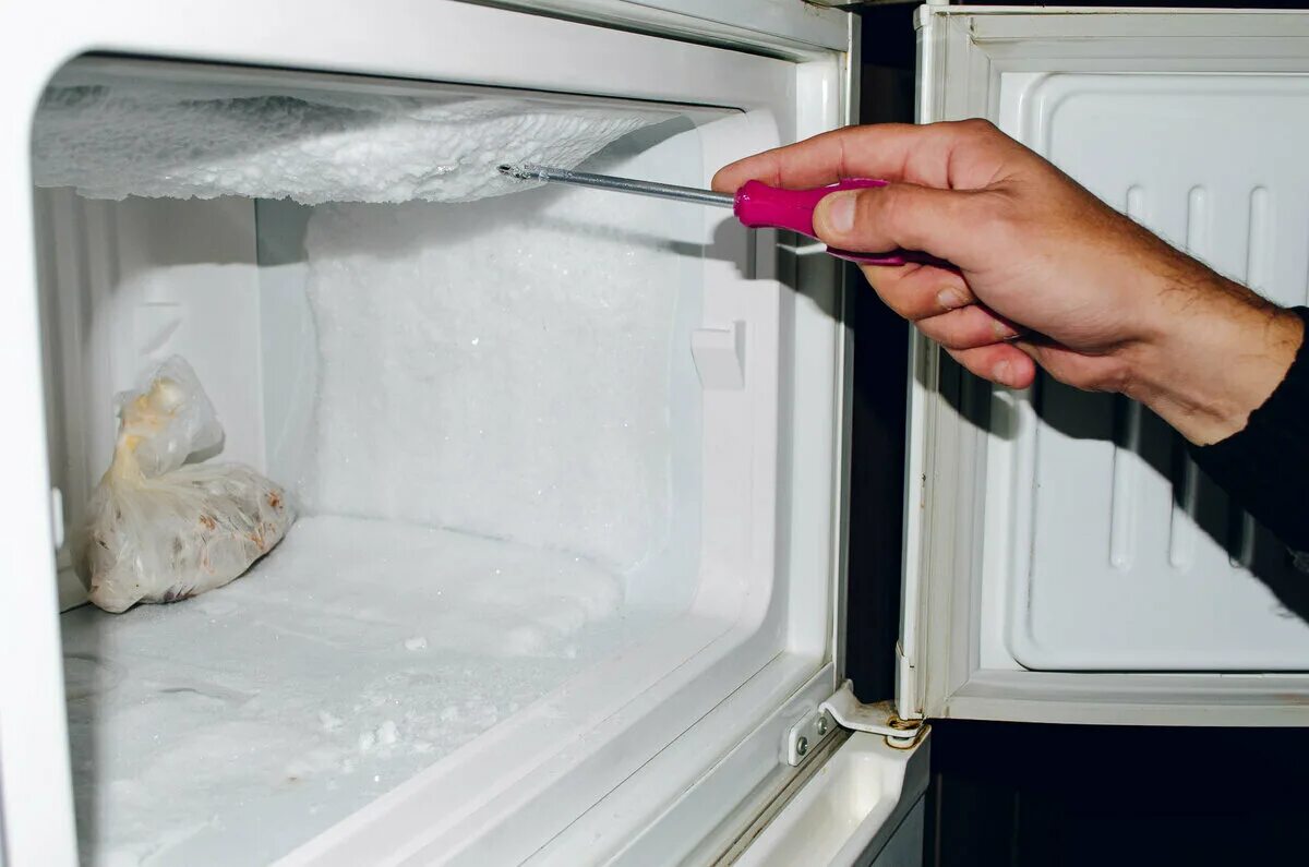 Холодильник Индезит ручная разморозка. Холодильник Индезит намерзание. Намерзает морозильная камера холодильник Атлант. Холодильник Атлант разморозить морозилку. Можно ли холодильник на морозе