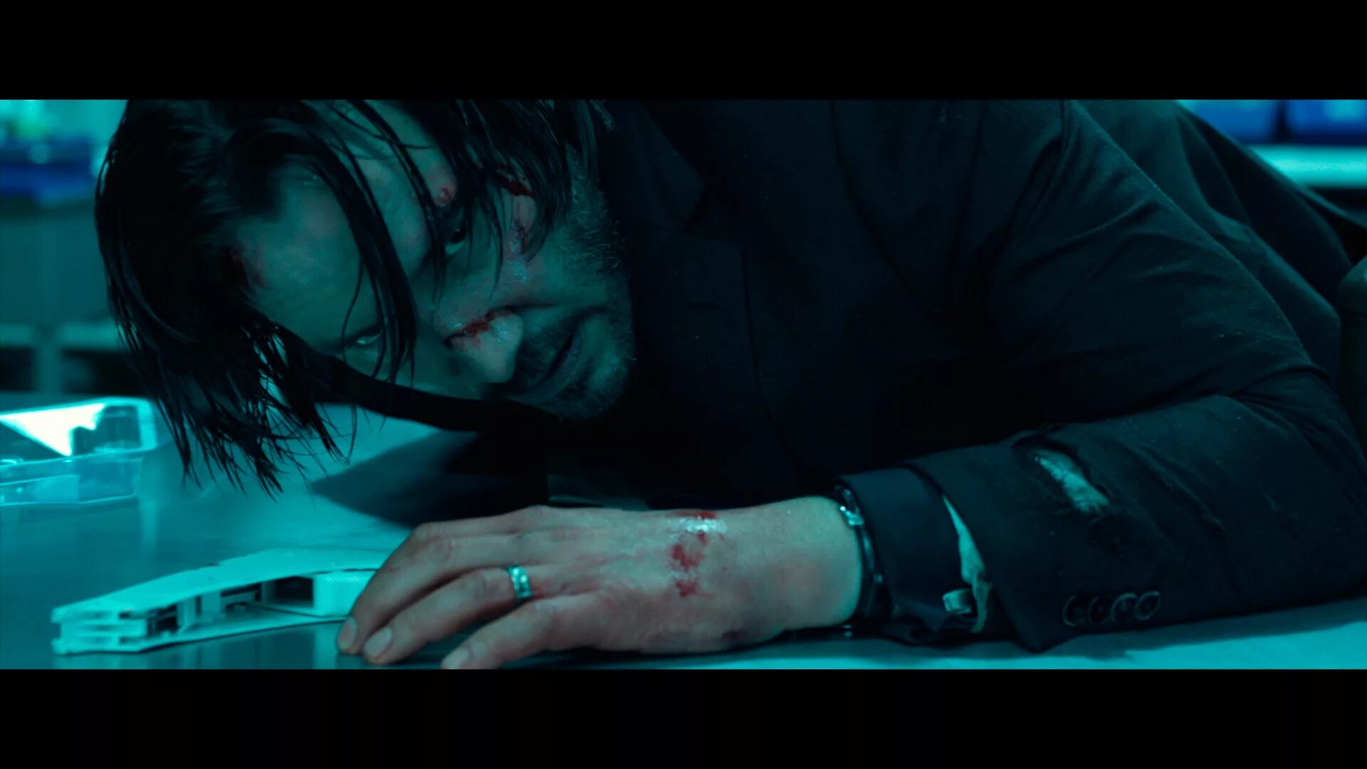 татуировка джона уика. киану ривз джон уик тату. Fortis fortuna adiuvat татуировка джон уик. киану ривз джон уик тату. татуировка джона уика.