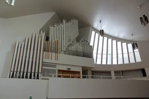Церковь трех крестов