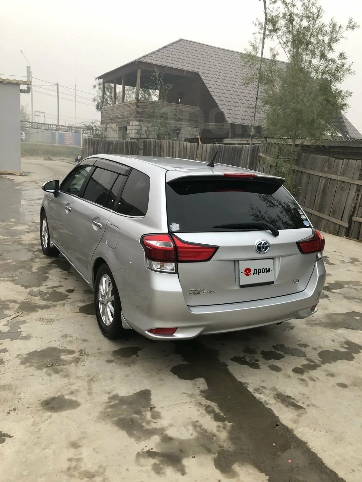 Toyota corolla fielder 2017 гибрид. Toyota corolla мем. Тойота филдер 2018. Филдер гибрид 2015. Тойота филдер 2015 гибрид.