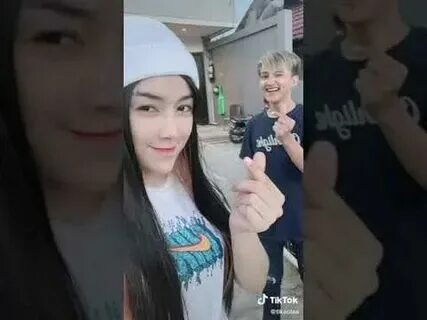 Faxriyor nazmutdinov ota onasi. Тик ток лого вектор. Тик ток лого. Тикток логотип. Tiktok great mom and son.