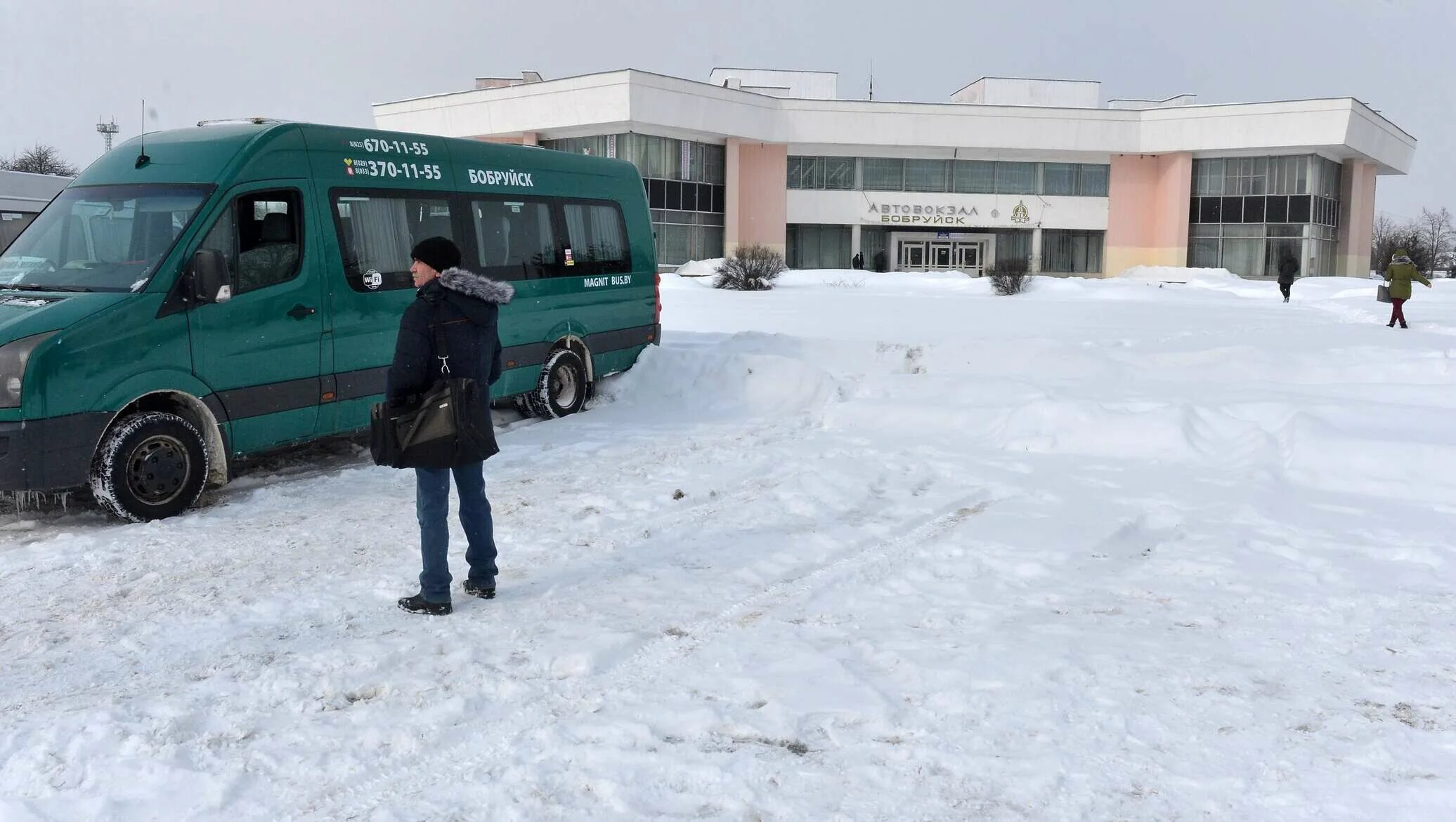 Микроавтобус собирает Белоруссия. Автовокзал Бобруйск. Глуск автовокзал. Автобус голос.