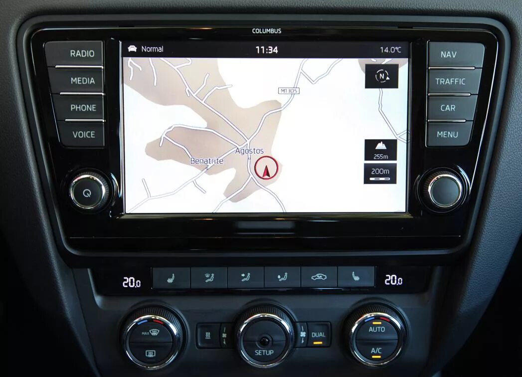 Экран мультимедиа шкода суперб 3. Октавия а7 максималка. Шкода а7 мультимедиа. Мультимедиа система для skoda octavia. Columbus skoda a7.