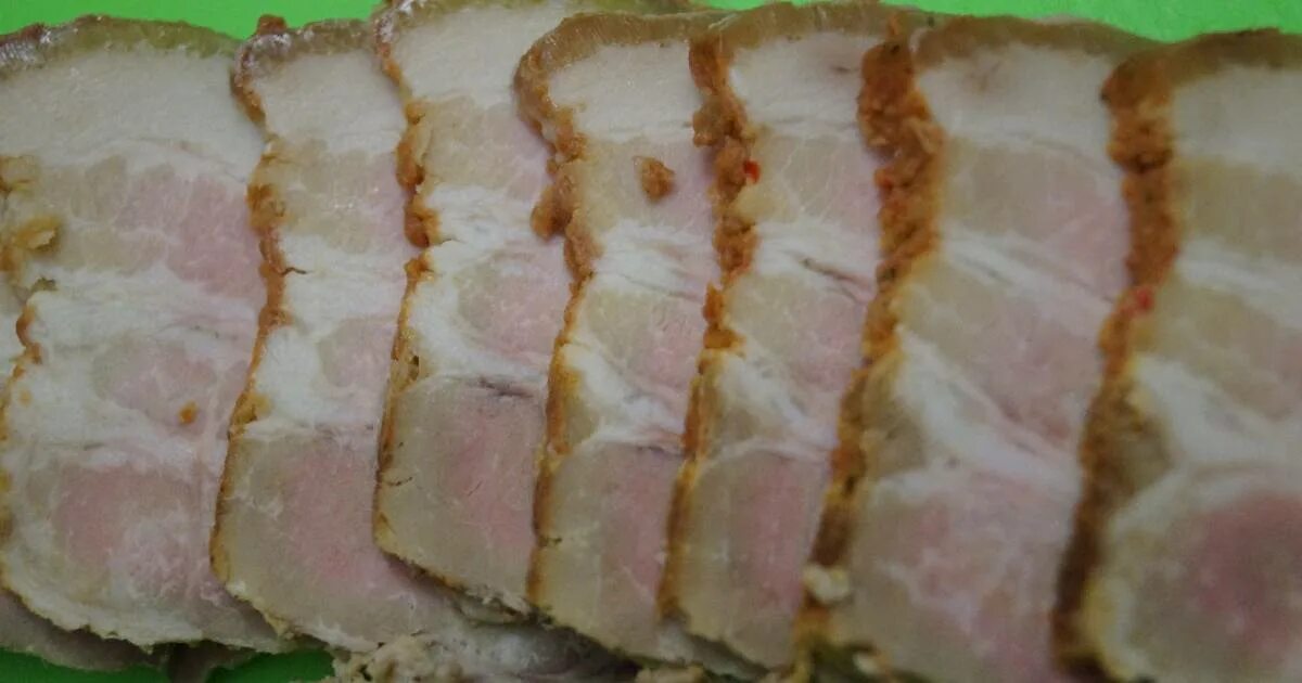 Грудинка запеченная в мультиварке. Грудинка запеченная в мультиварке. Грудинка в мультиварке рецепты. Грудинка запеченная в мультиварке. Грудинка запеченная в мультиварке.